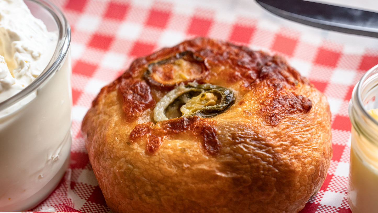 Jalapeño Cheese Bagels
